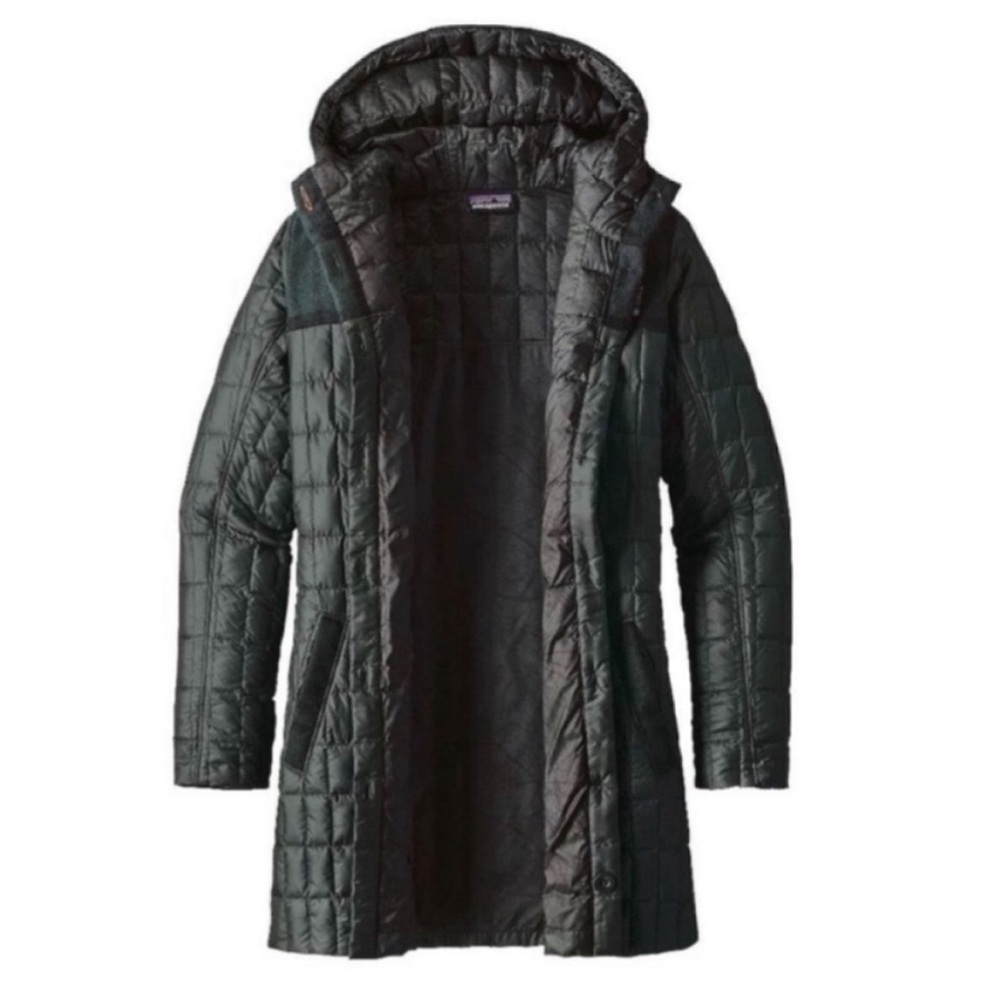 Patagonia Rare Recycled Down Hooded Coat Carbon
Green Medium - Picture 15 of 17
